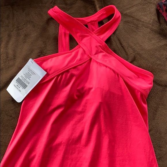 Brand new Fabletics top! - Picture 1 of 5